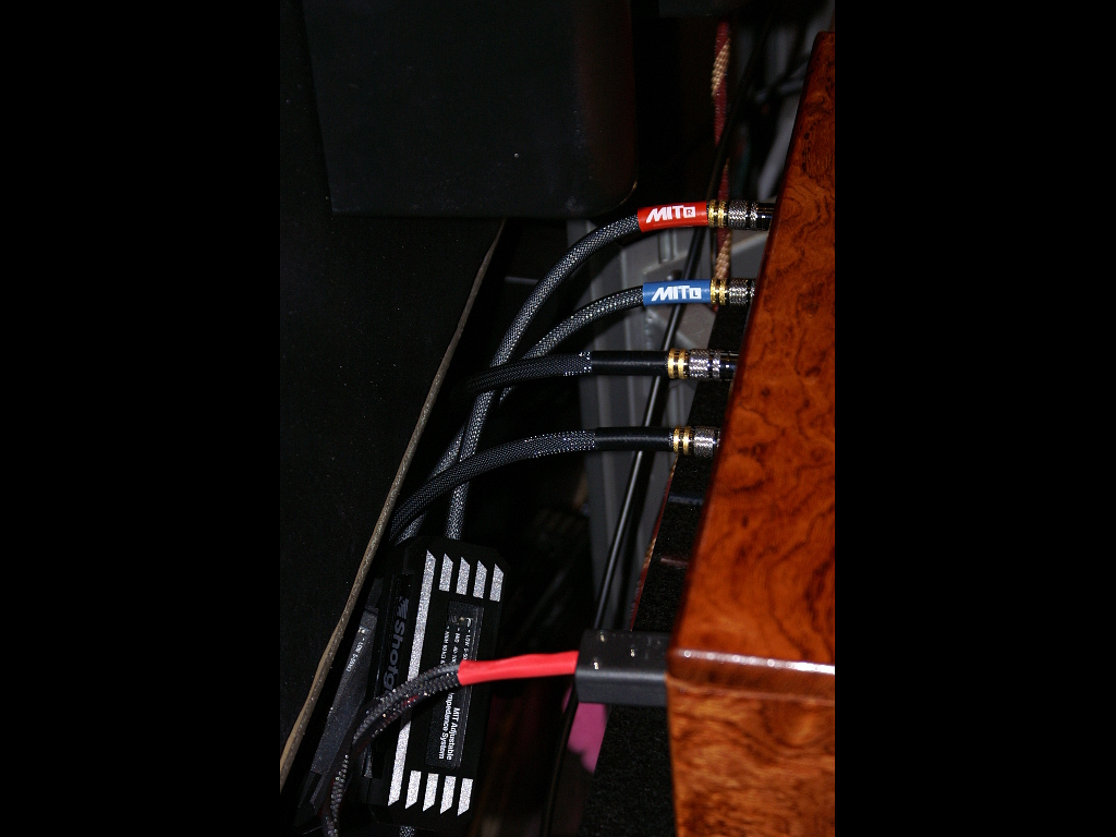 Room7v3 022r.jpg