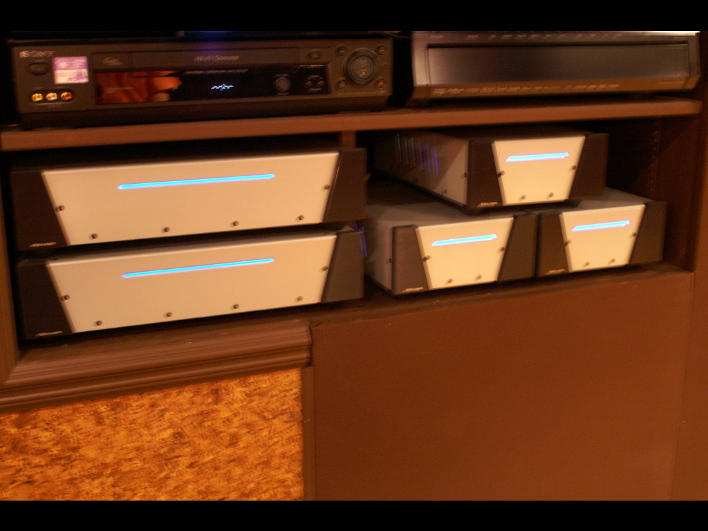 Room7v3 050r.jpg